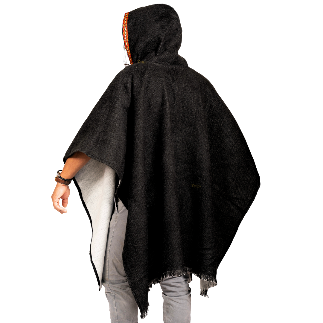 ALPACA Wool Poncho: Solid Black - Thick and Hooded , Unique and Handmade in Ecuador.