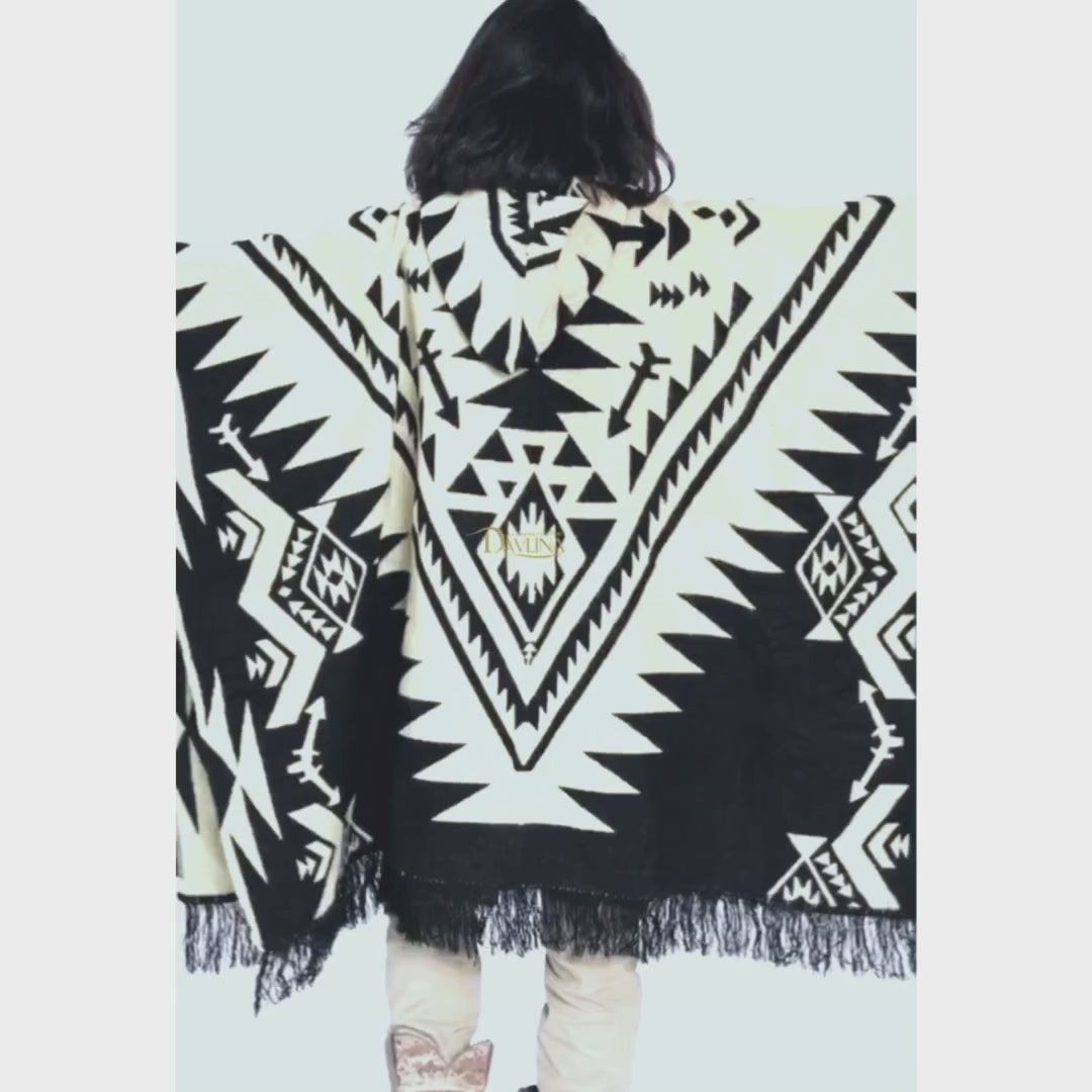 Alpaca Wool Poncho, Aztec Pattern, Hooded, Handmade in Ecuador - Black And White