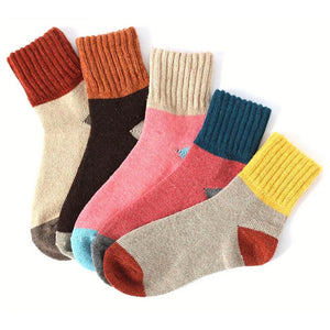 5 PAIRS of Wool Blend Vintage Style, Thick, Warm and Cozy Crew Socks - davlina