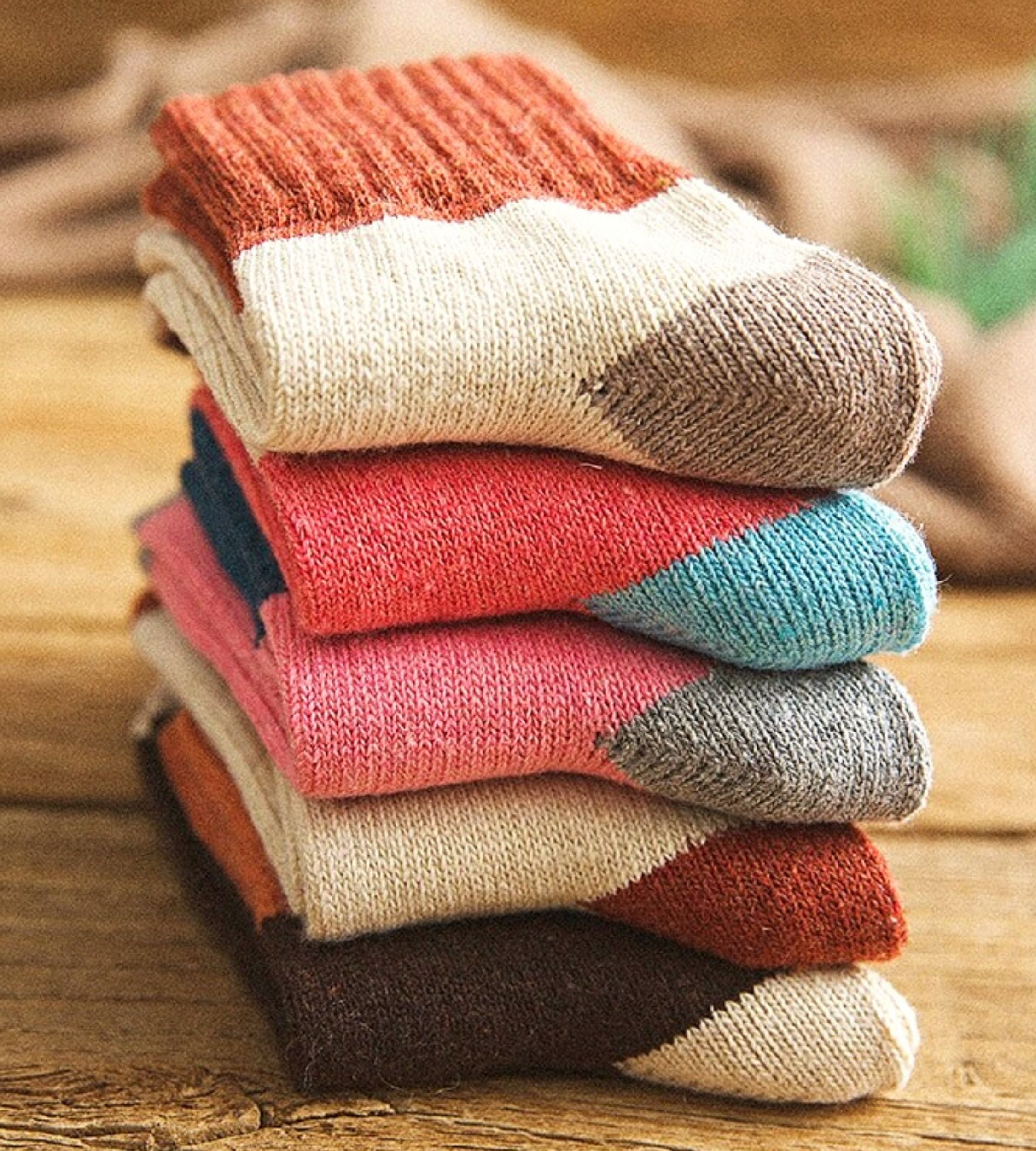 5 PAIRS of Cashmere Wool Blend Socks. – DAVLINA